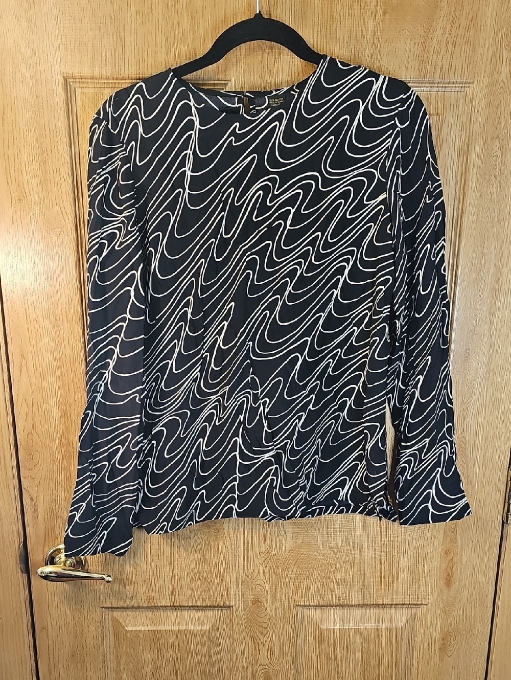 Dana Buchman Black Blouse with White Wave Print